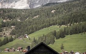 Larix Lodge